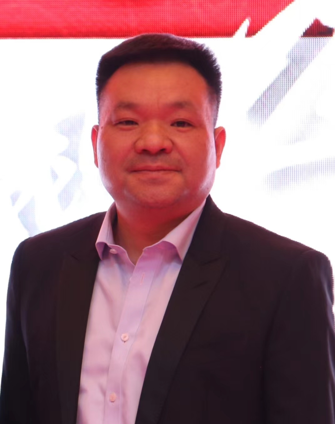 克服困難 不斷提升 持續(xù)創(chuàng)新 共贏未來(lái)